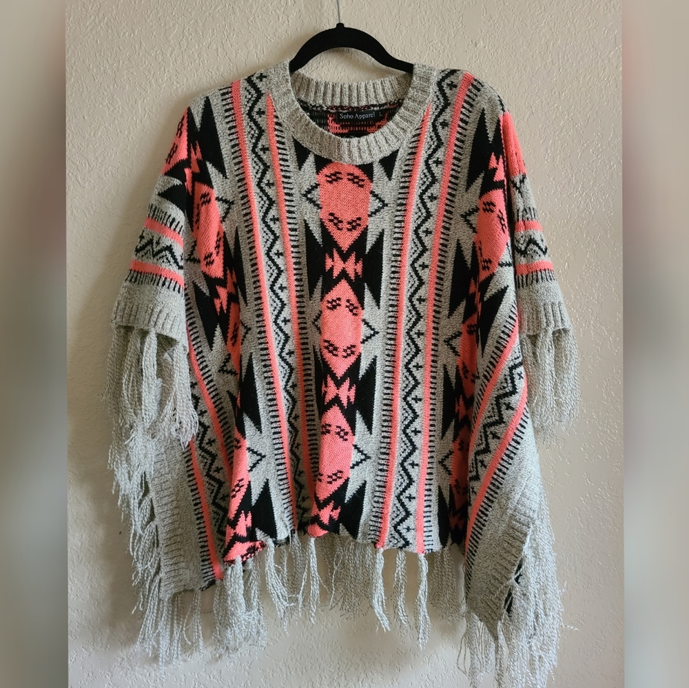 Soho Apparel Tribal Print Poncho